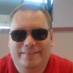 watchagoodmoviewaltdisneyfamilyboyzsmoviehero